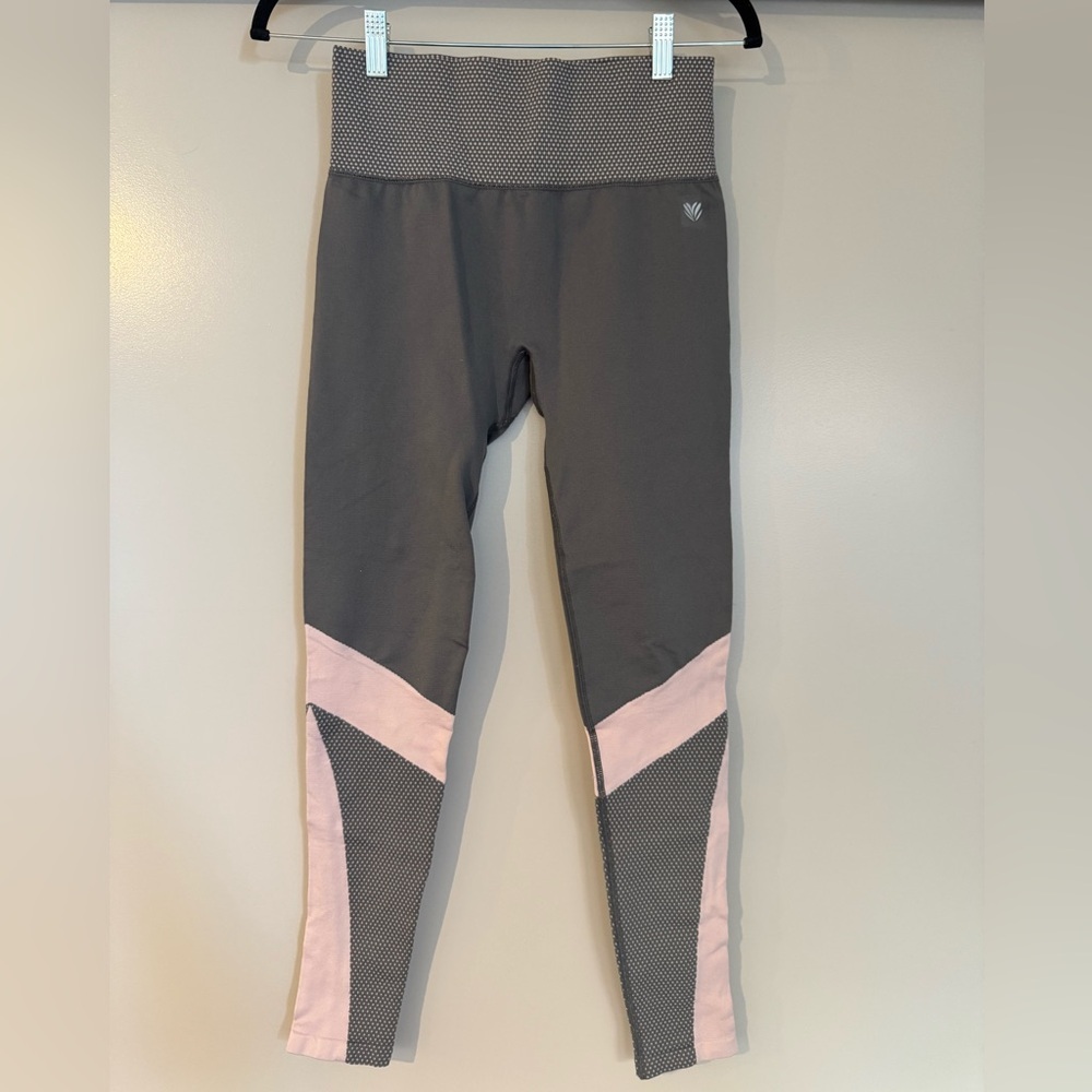 Forever21 Gray & Lavender Gym Colorblock Leggings (Size Small)